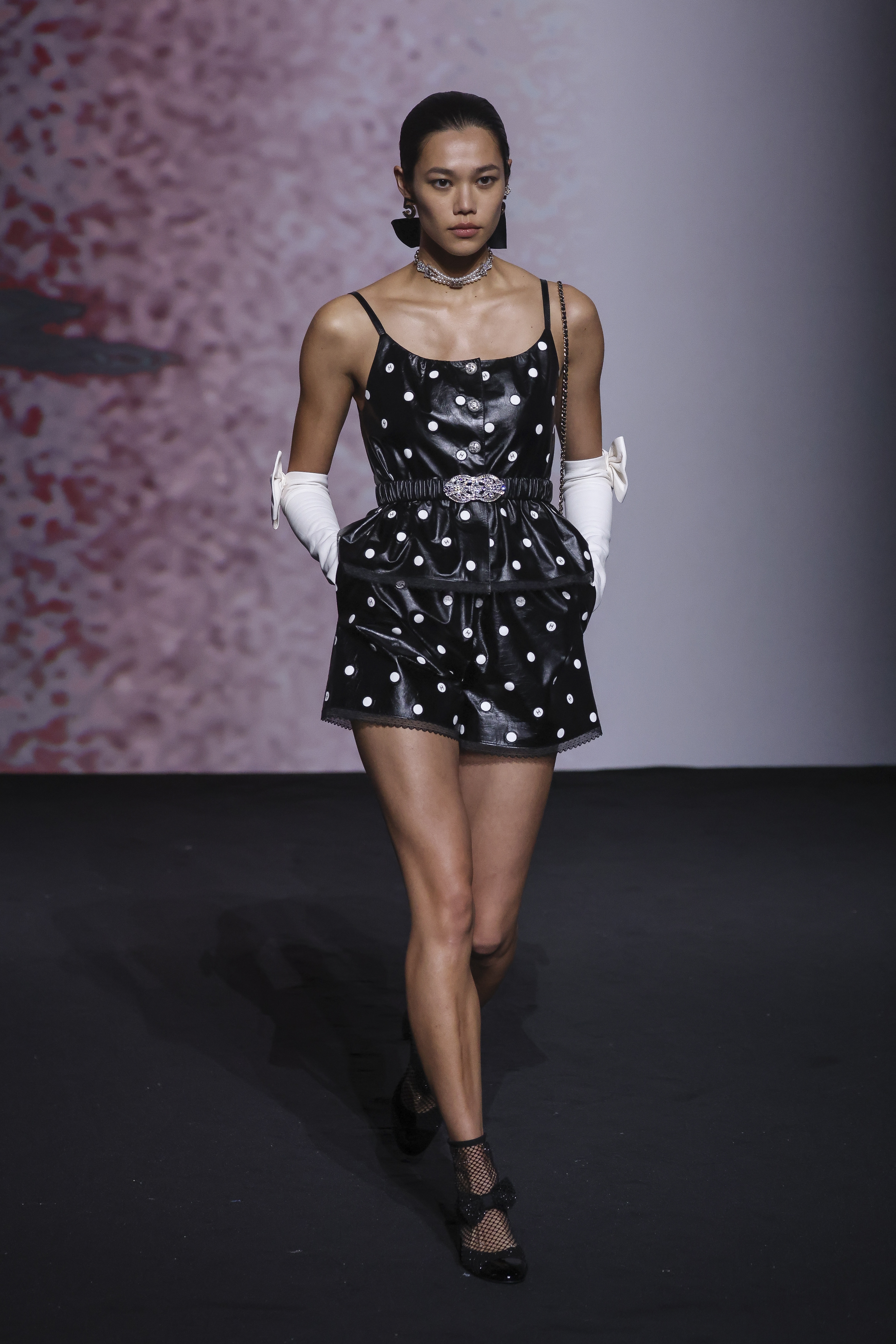  Kreation aus der Frühjahr/Sommer 2023 - Ready-To-Wear-Kollektion von Chanel bei der Pariser Fashion Week