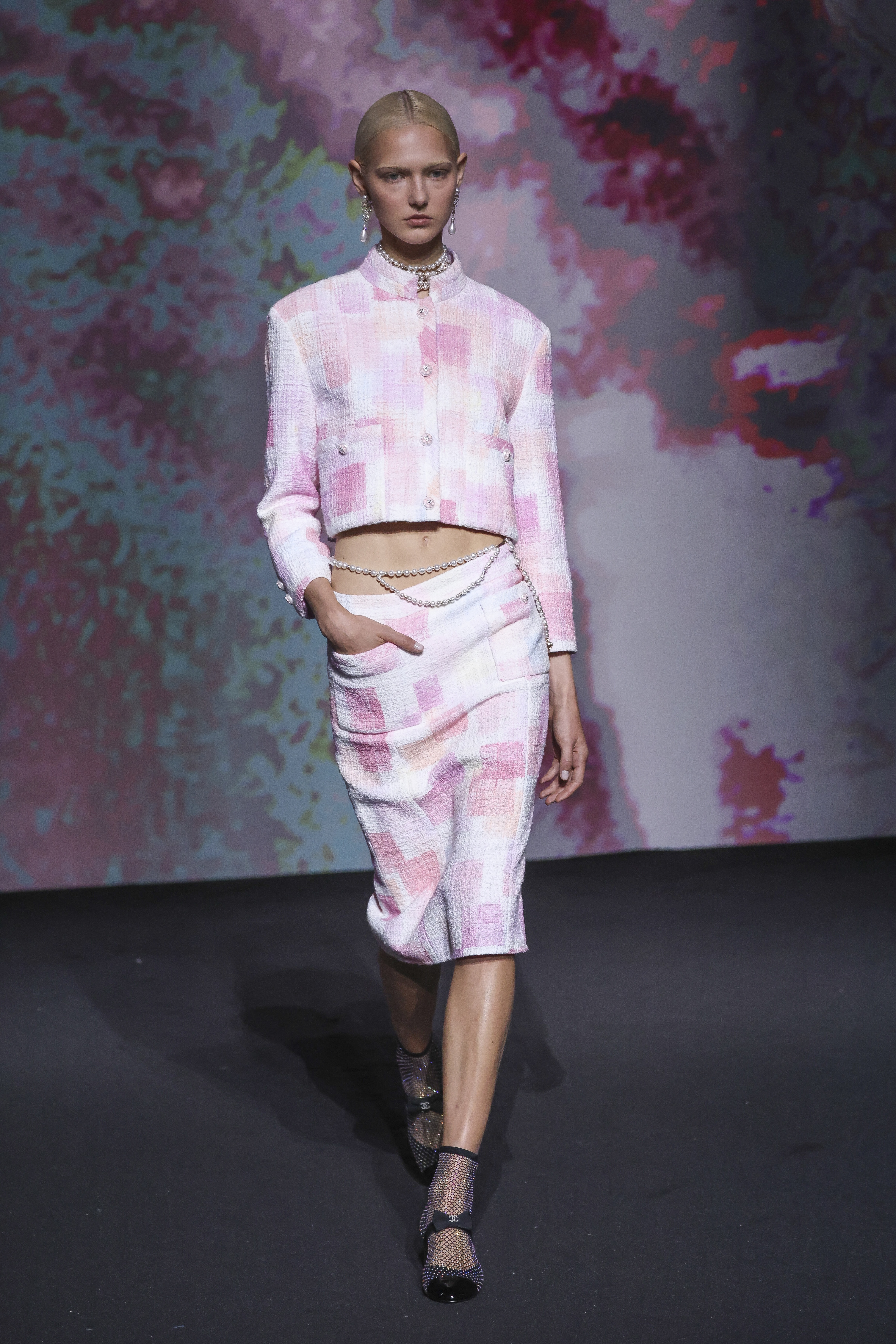 Kreation aus der Frühjahr/Sommer 2023 - Ready-To-Wear-Kollektion von Chanel bei der Pariser Fashion Week