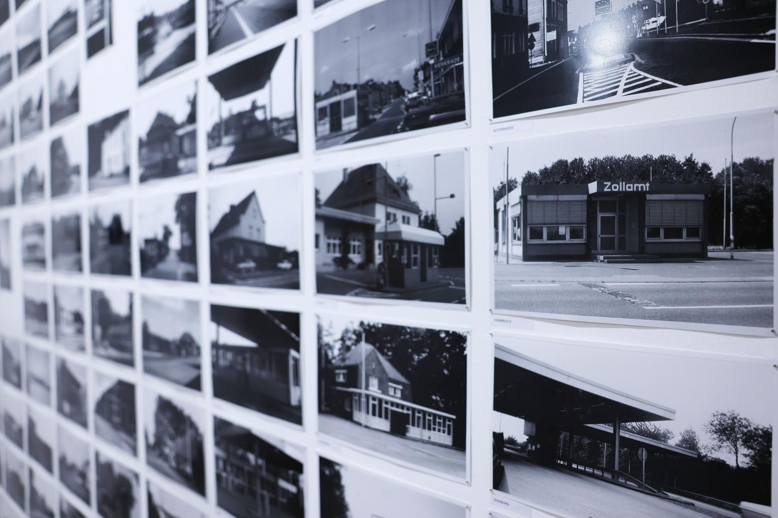 Die Fotoserie "Grenzposten" von Suchan Kinoshite auf dem Stand der Galerie Hidde van Seggelen auf der Tefaf in Maastricht