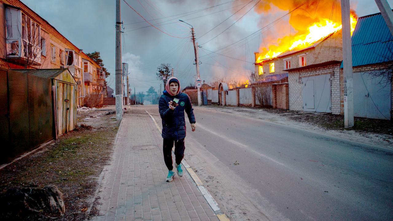 "Zurück in die Ukraine - die Heimkehr des Fotografen Juri Kosin", Filmstill, 2022