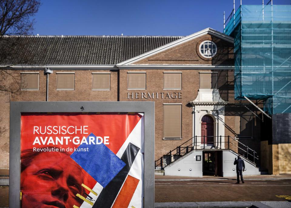 Das Amsterdamer Kunstmuseum Hermitage hat die Beziehung zu seinem Muttermuseum Eremitage in Sankt Petersburg beendet. Angesichts der russischen Invasion in die Ukraine sei die Beziehung nicht länger haltbar