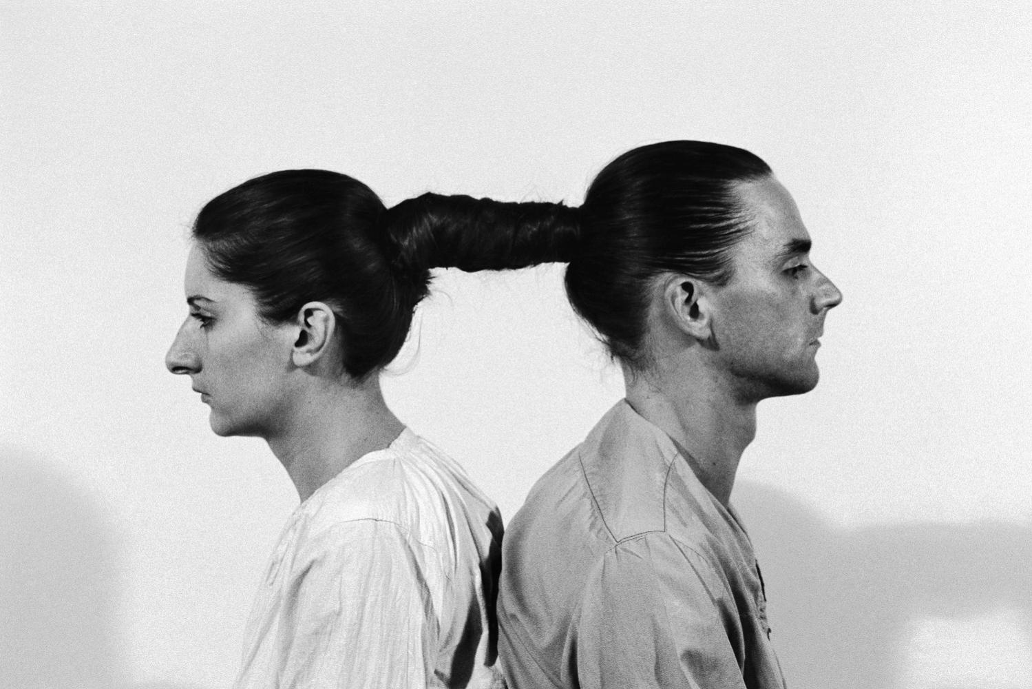 Ulay und Marina Abramović "Relation in Time", 1977, Performance, 16 Stunden ohne Publikum und eine Stunde vor Publikum, Studio G7, Bologna