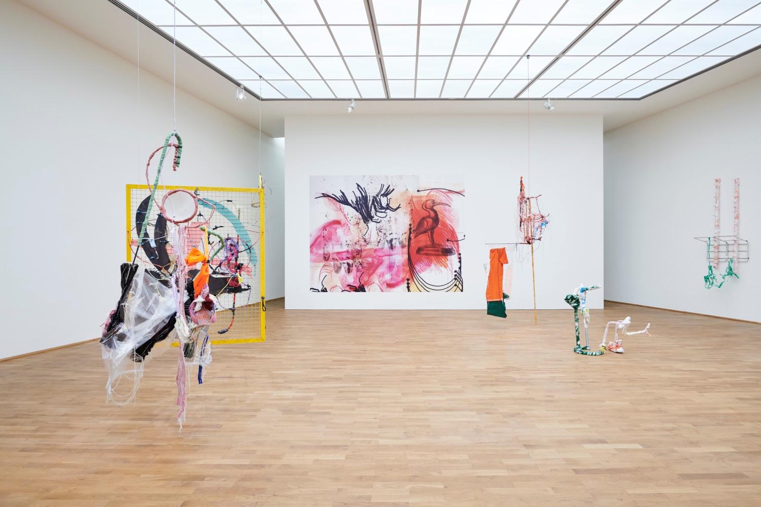 Julien Creuzet "Frank Walter – A Retrospective", Installationsansicht, Museum für Moderne Kunst, Frankfurt am Main, 2020