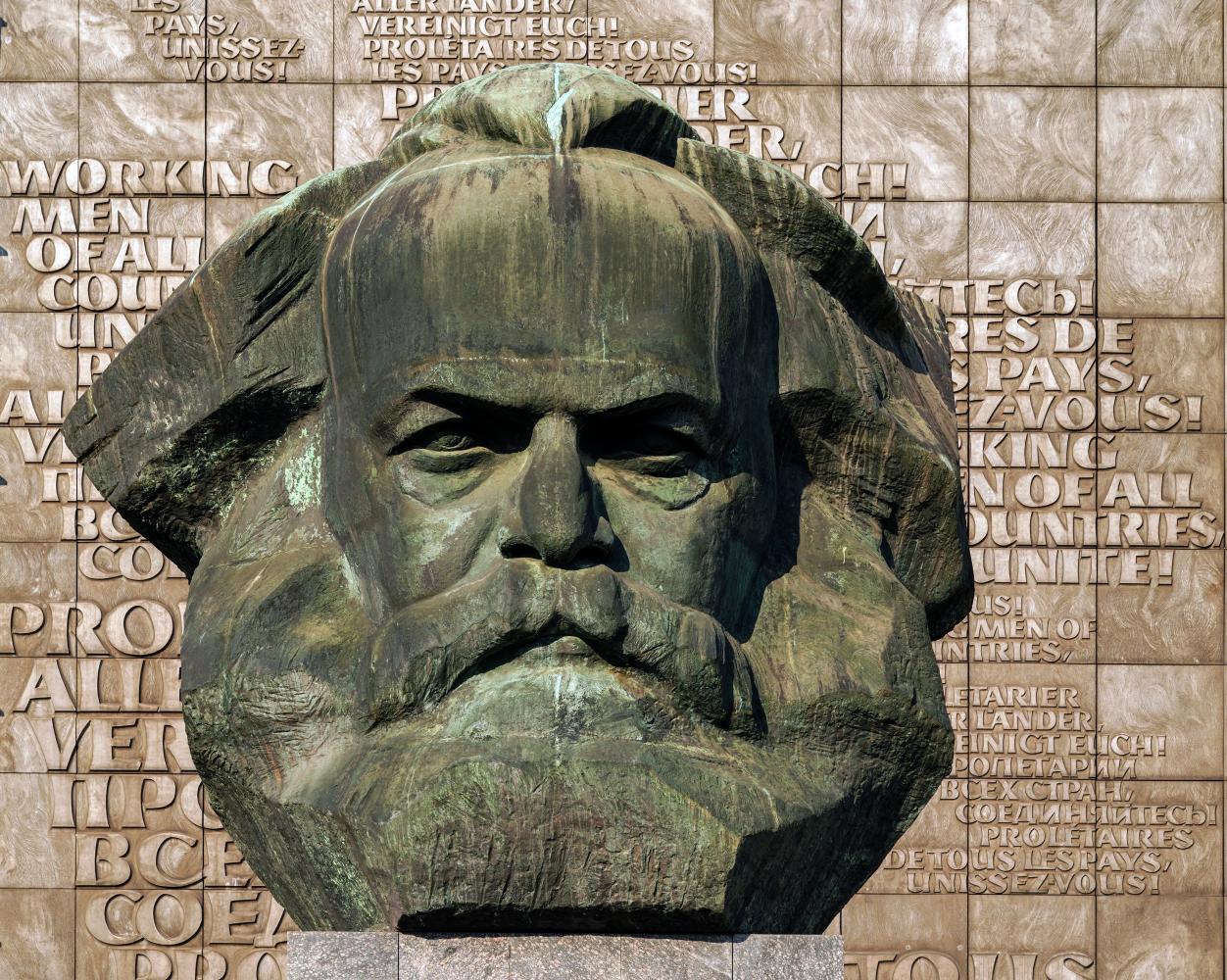 Karl-Marx-Monument "Nischel" in Chemnitz wird 50