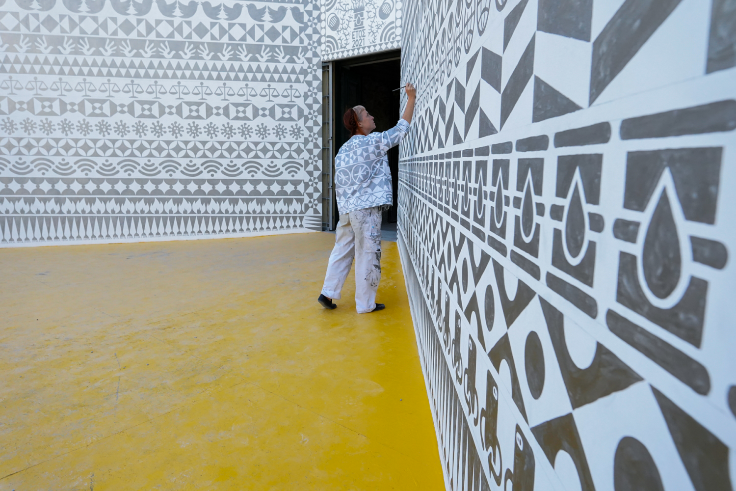 Navine G. Khan-Dossos, Ta Nea Xysta, 2021, Installation view from the 7thAthens Biennale 2021 ECLIPSE