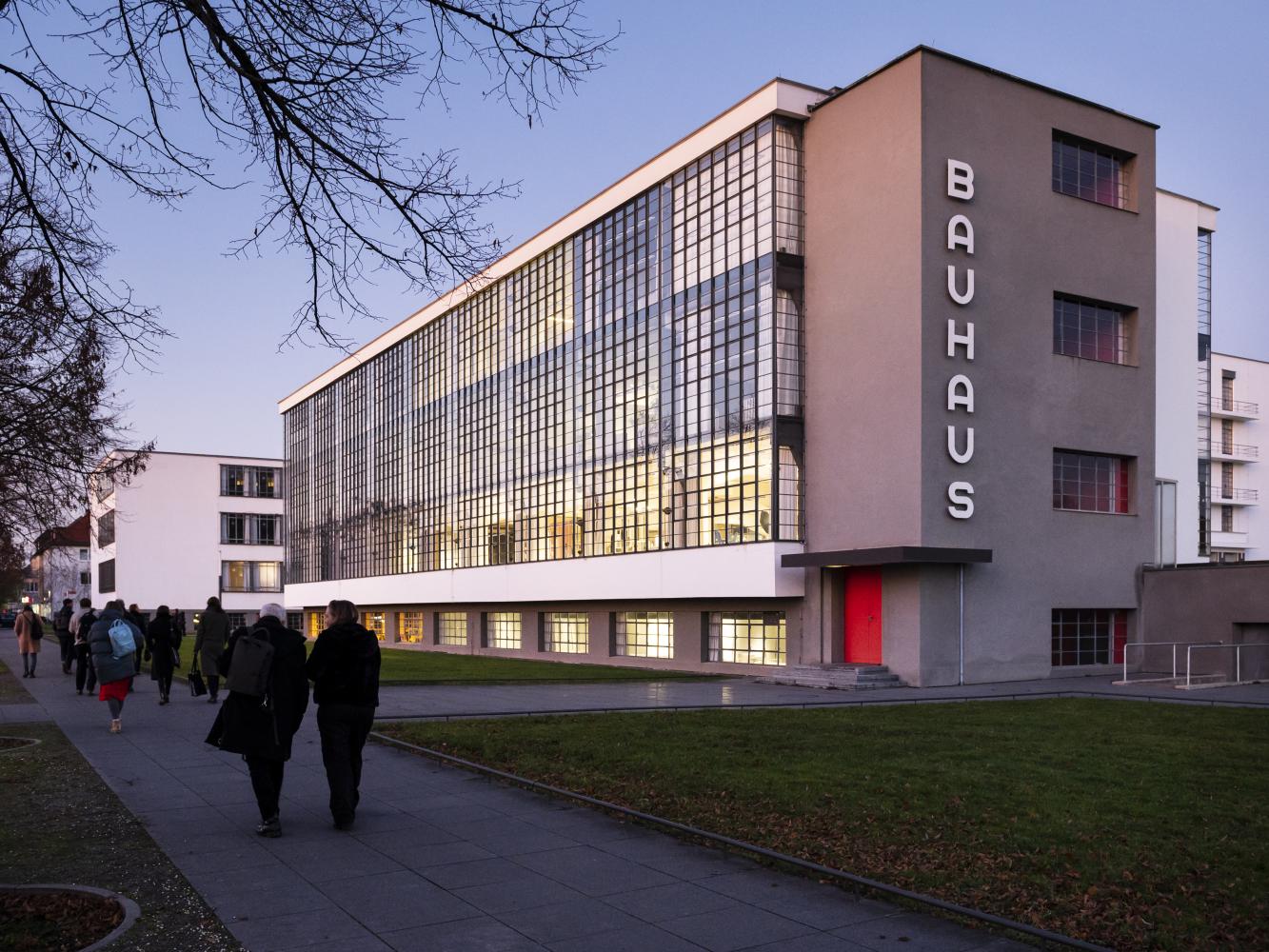 Bauhausgebäude (1925-26), Architekt: Walter Gropius