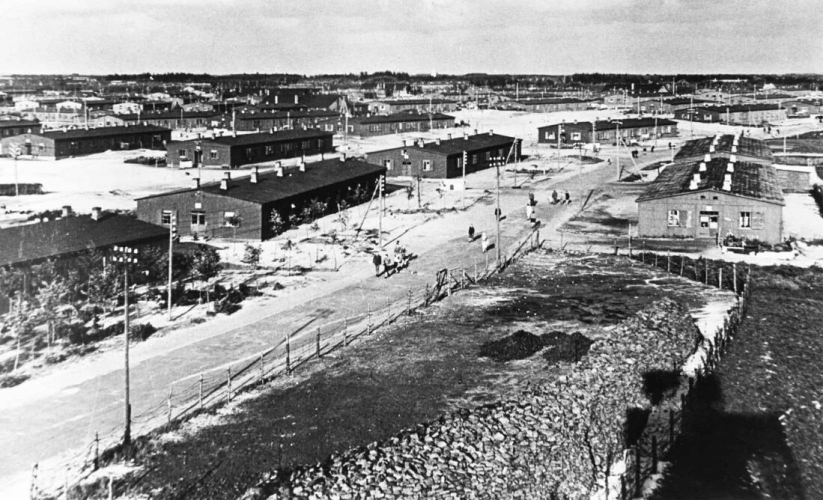 Historische Aufnahme eines Flüchtlingslagers in Oksbøl 