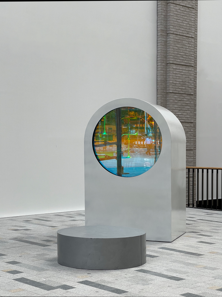 Jordan Söderberg Mills "Infinite Self", Installationsansicht Art Extravaganza, 2022