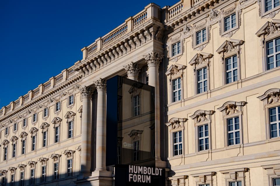 Die Außenfassade des Humboldt Forums in Berlin