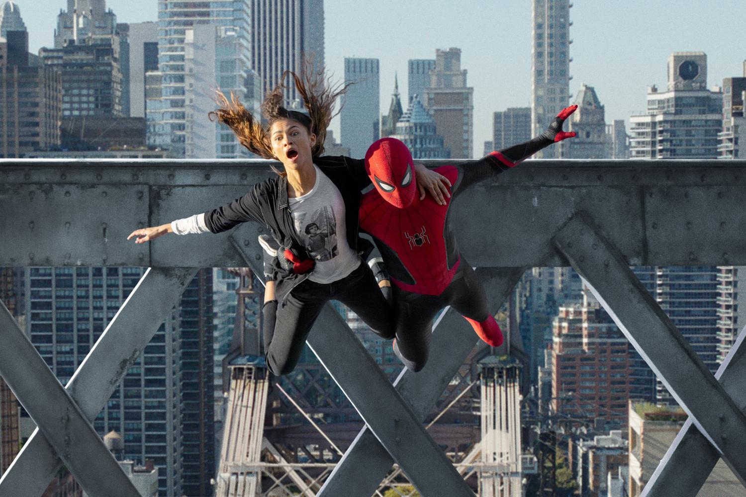 Zendaya als MJ und Tom Holland als Spider-Man in "Spider-Man: No Way Home"
